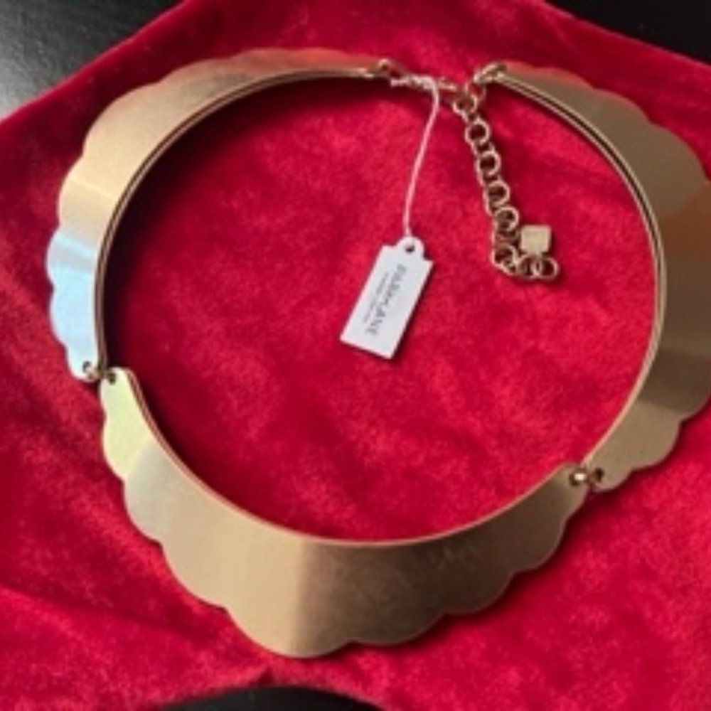 Parklane Tulip Necklace- Matte Gold- a stunner!